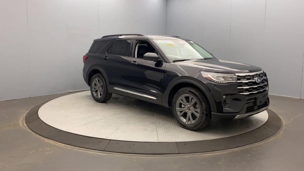 new 2025 Ford Explorer car, priced at $50,080