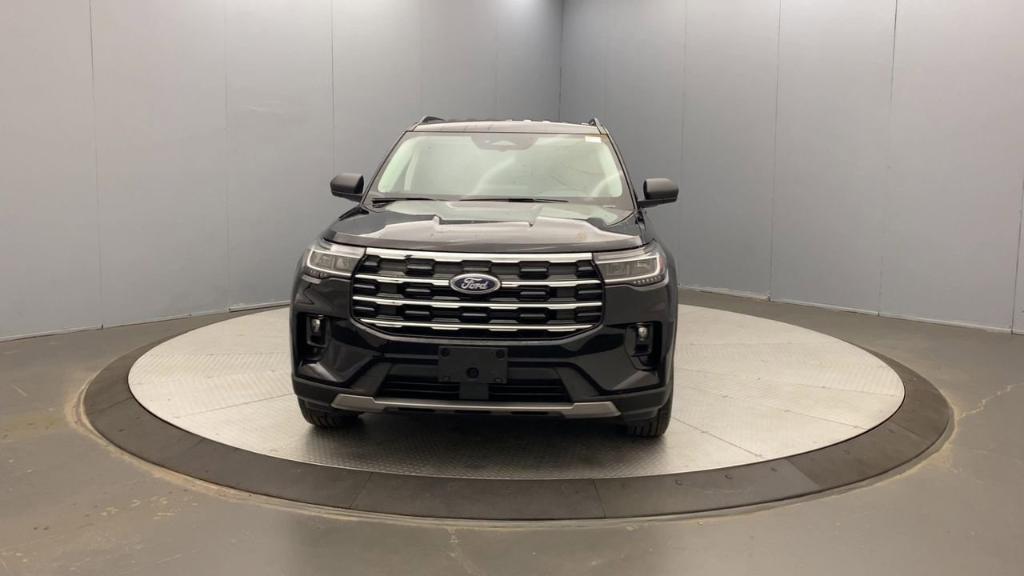 new 2025 Ford Explorer car, priced at $50,080