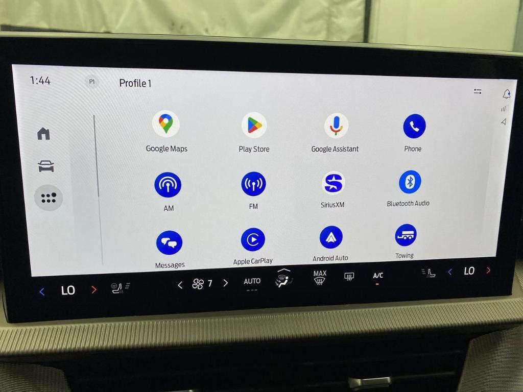 new 2025 Ford Explorer car, priced at $50,080