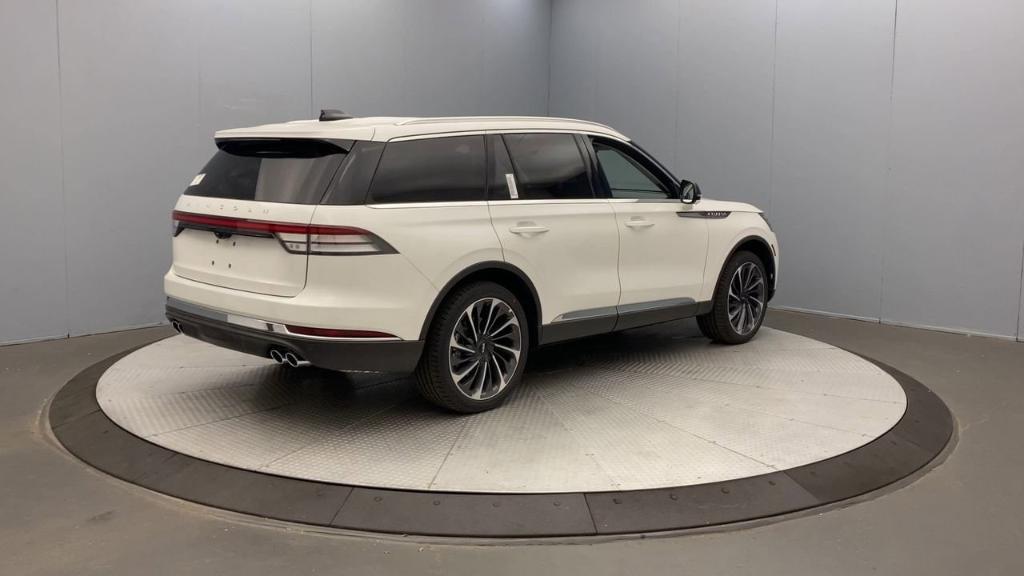 new 2025 Lincoln Aviator car, priced at $74,485