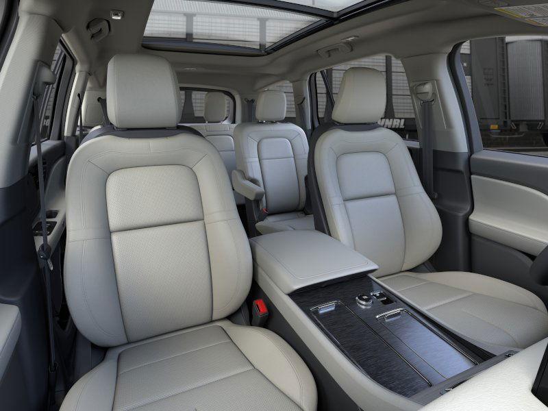 new 2025 Lincoln Aviator car, priced at $71,075