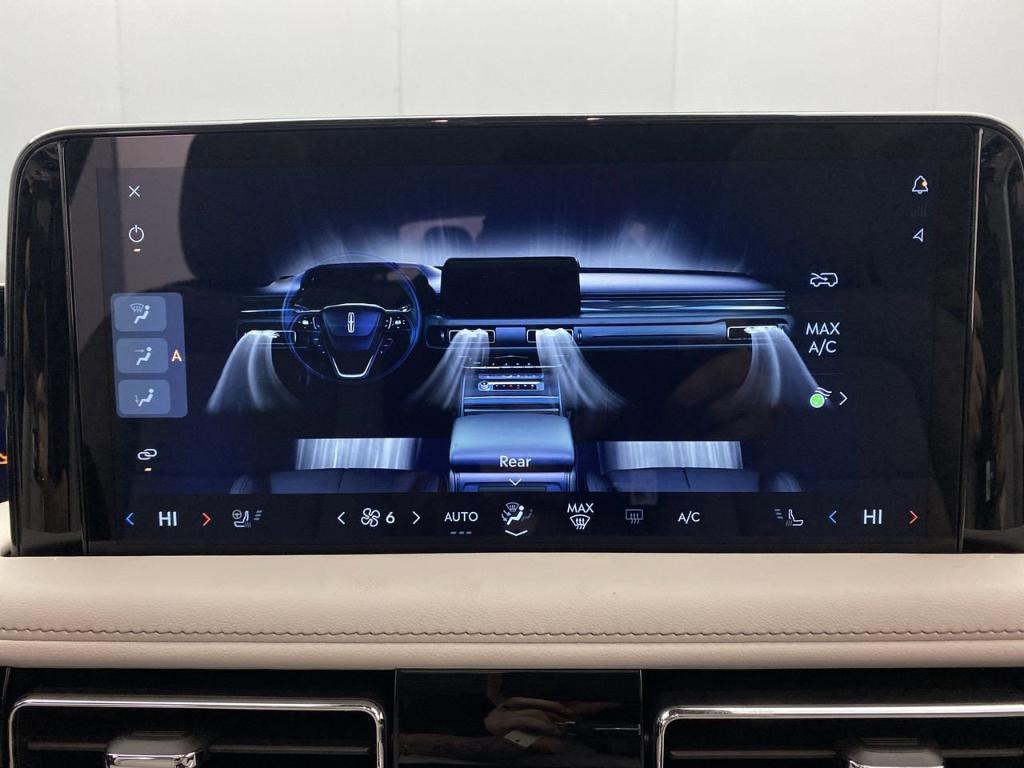 new 2025 Lincoln Aviator car, priced at $71,075