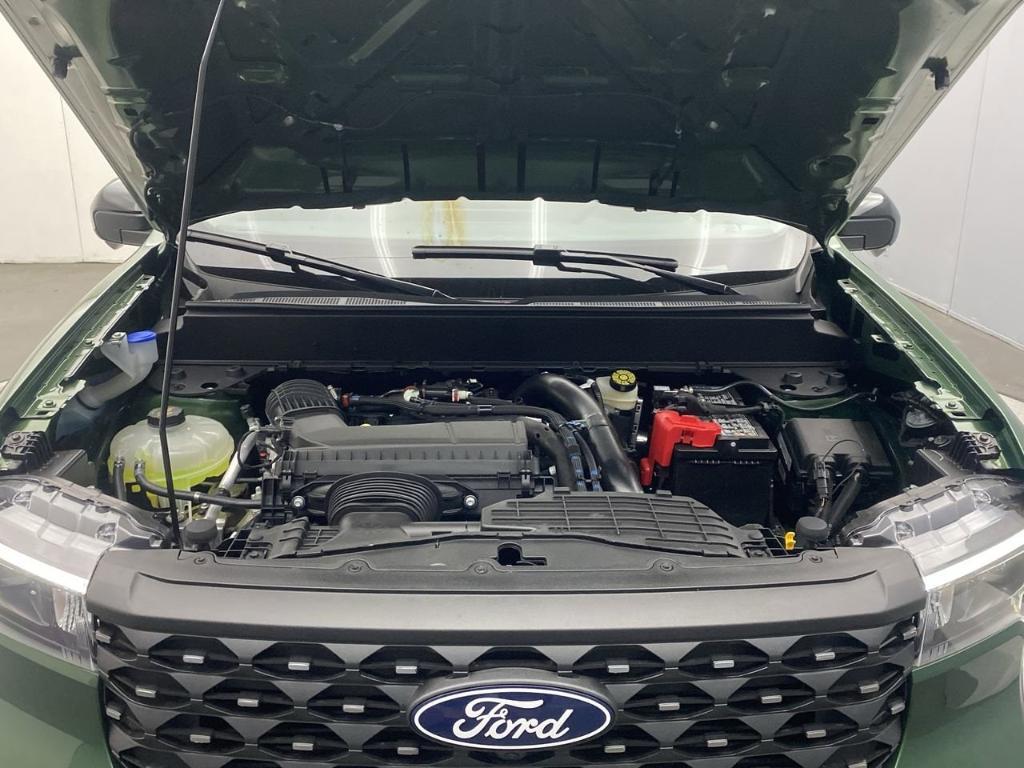 new 2025 Ford Maverick car, priced at $40,450
