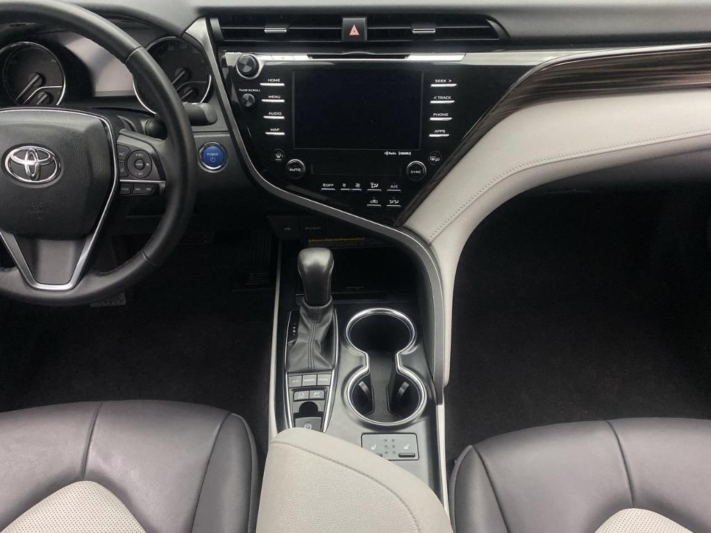 used 2020 Toyota Camry Hybrid car, priced at $27,995