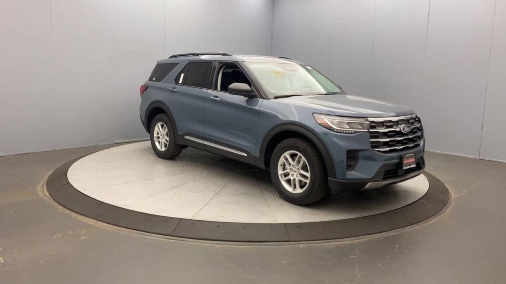 new 2025 Ford Explorer car, priced at $44,640