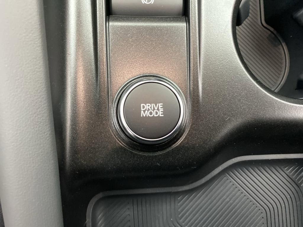 new 2025 Ford Explorer car, priced at $44,640