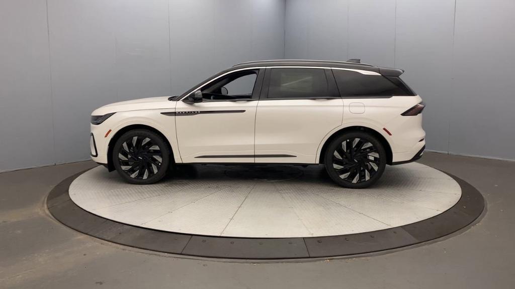 new 2024 Lincoln Nautilus car, priced at $81,195