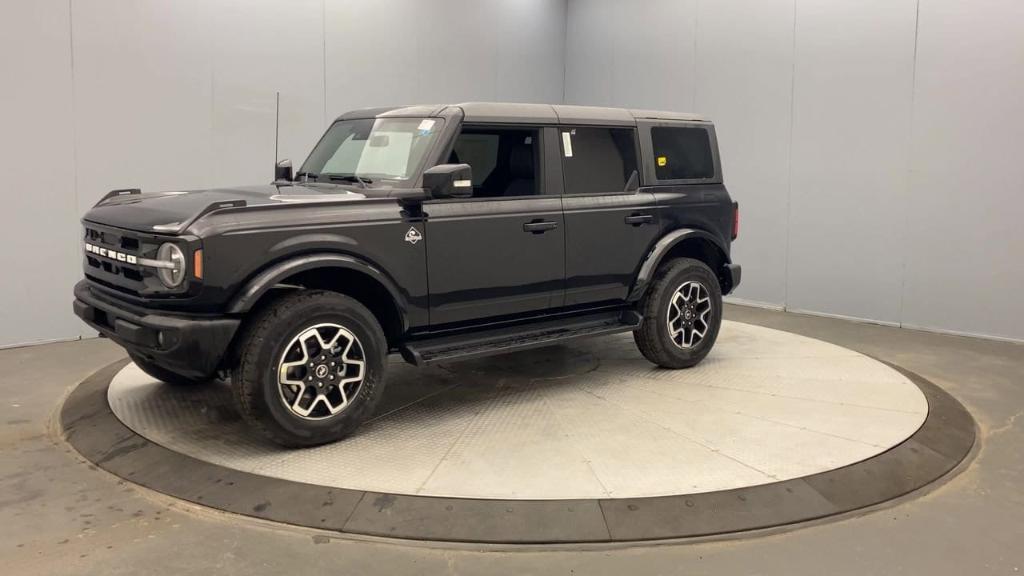 new 2025 Ford Bronco car, priced at $54,355