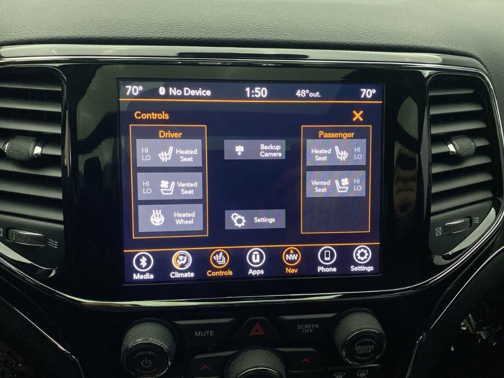 used 2021 Jeep Grand Cherokee car, priced at $25,995