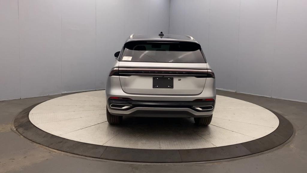 new 2025 Lincoln Nautilus car, priced at $63,455