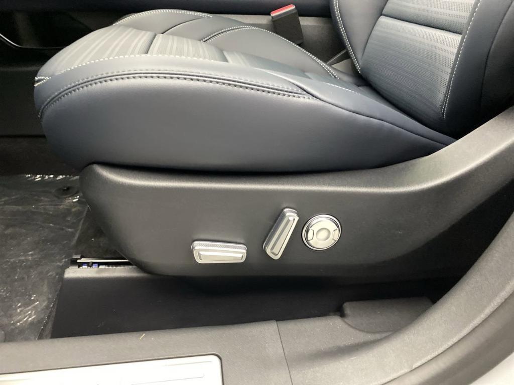 new 2025 Lincoln Nautilus car, priced at $63,455