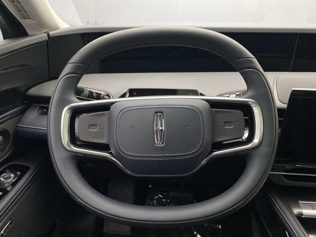 new 2025 Lincoln Nautilus car, priced at $63,455