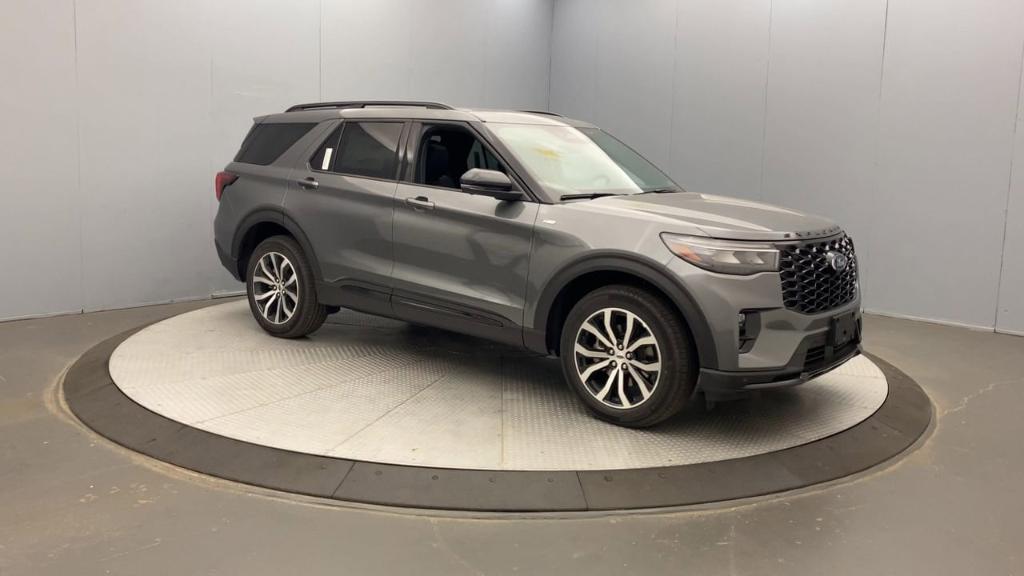 new 2025 Ford Explorer car, priced at $50,410