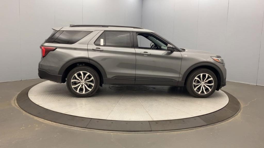 new 2025 Ford Explorer car, priced at $50,410