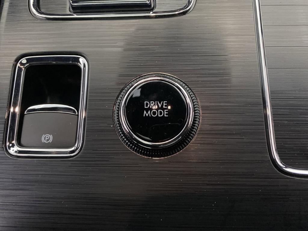 new 2025 Lincoln Aviator car, priced at $71,035