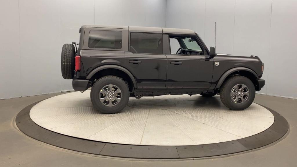 new 2024 Ford Bronco car, priced at $45,986