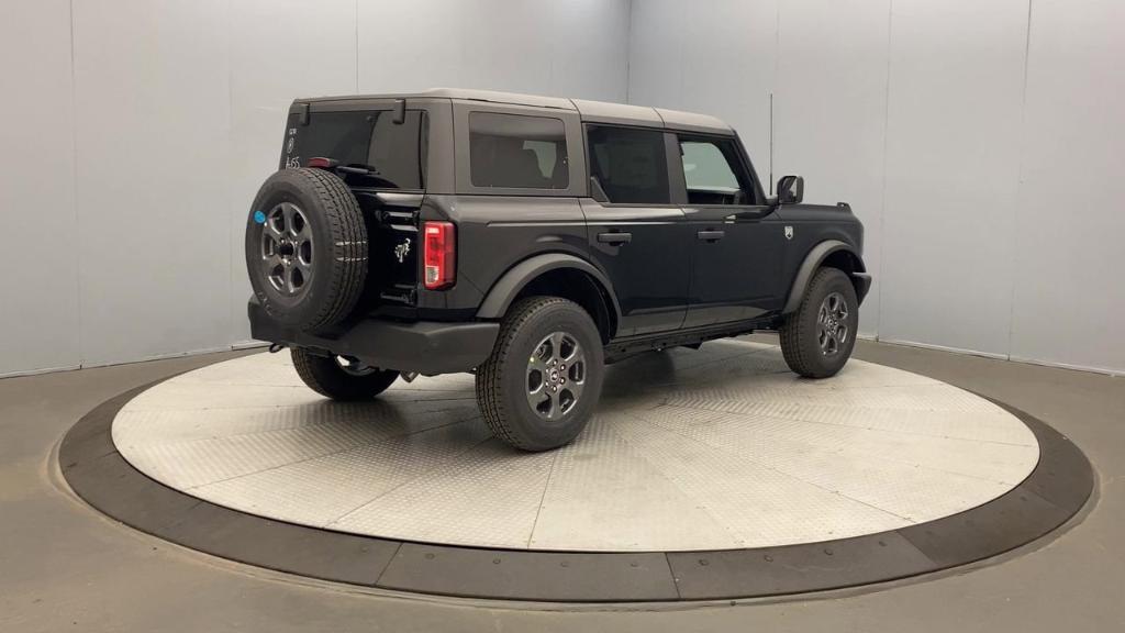 new 2024 Ford Bronco car, priced at $45,986