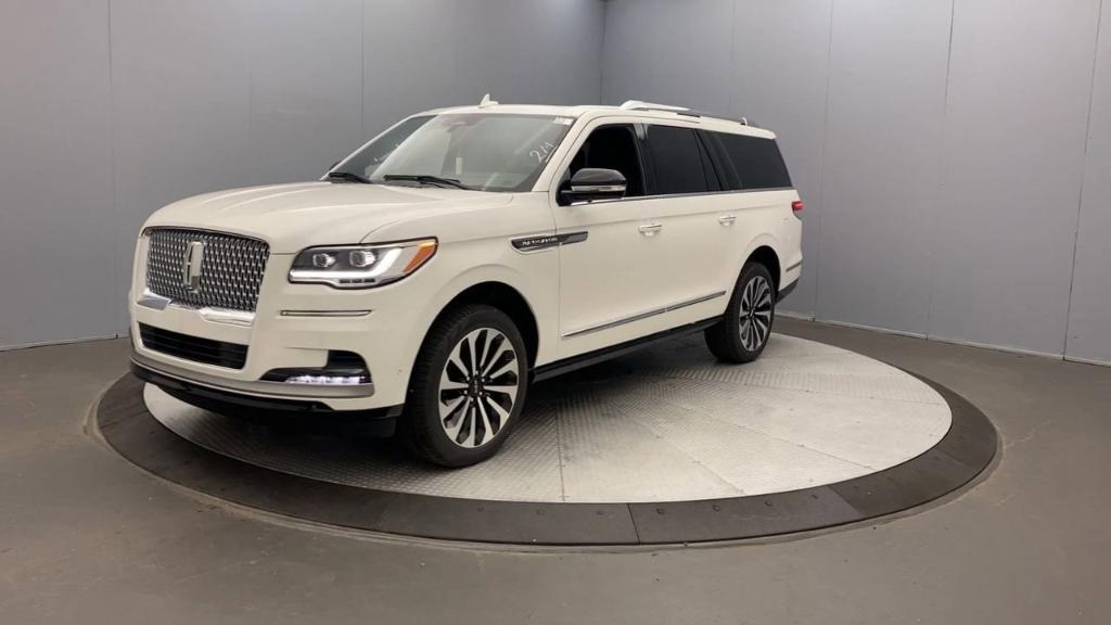 new 2024 Lincoln Navigator L car, priced at $102,535