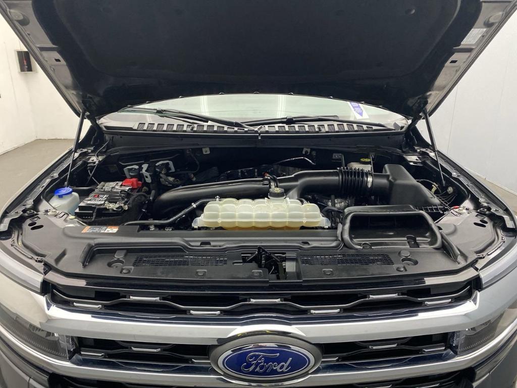 used 2022 Ford Expedition car, priced at $42,995