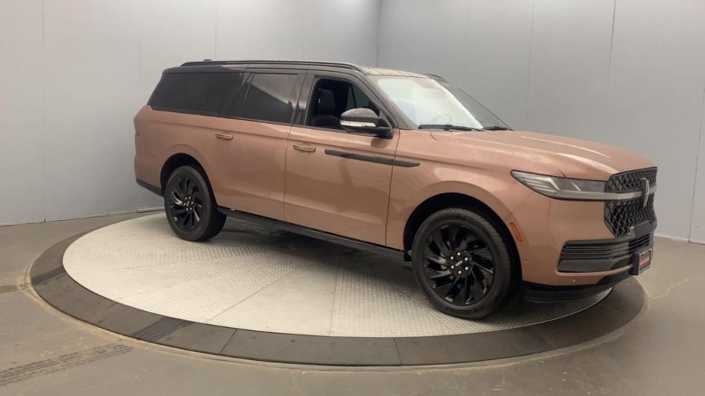 new 2025 Lincoln Navigator L car, priced at $130,050