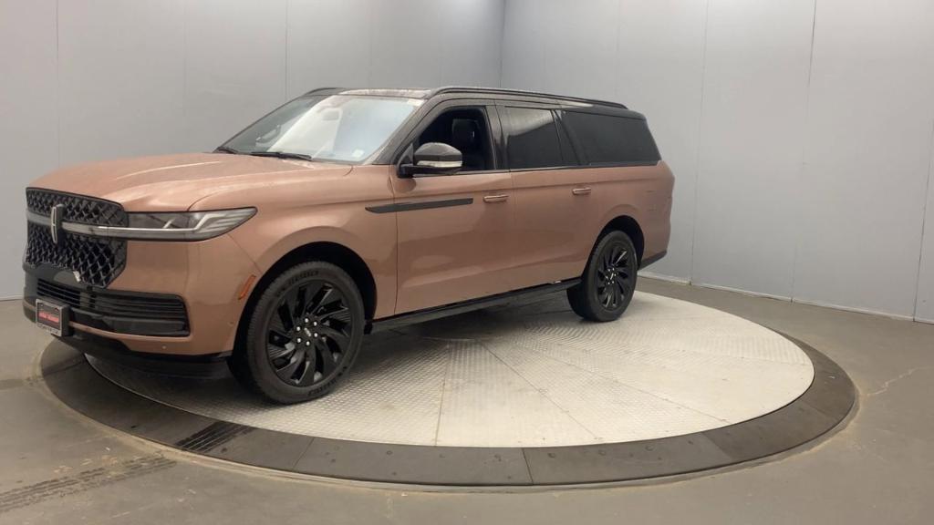 new 2025 Lincoln Navigator L car, priced at $130,050