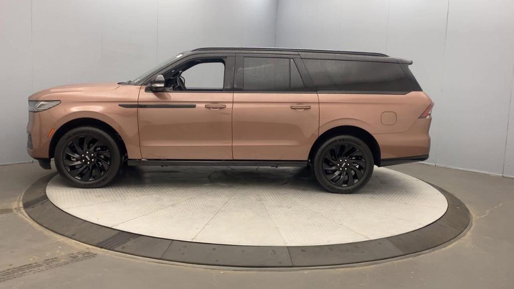 new 2025 Lincoln Navigator L car, priced at $130,050