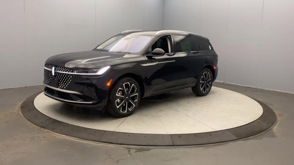 new 2025 Lincoln Nautilus car, priced at $63,455