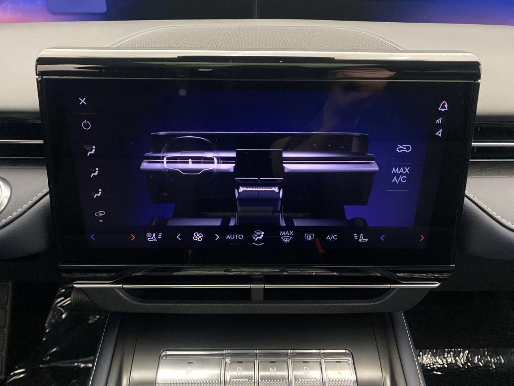 new 2025 Lincoln Nautilus car, priced at $63,455