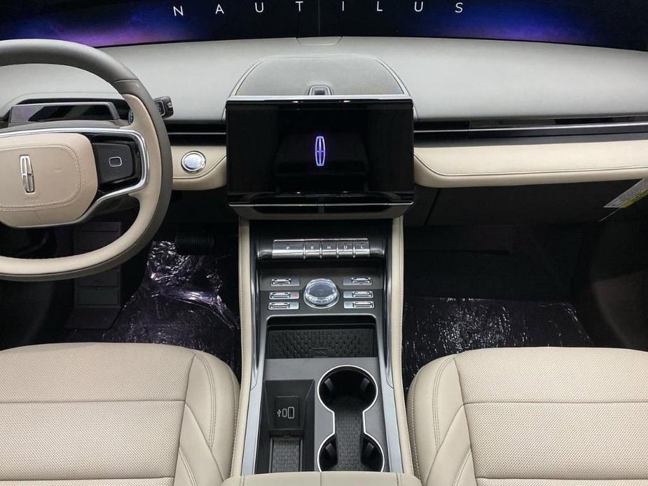 new 2024 Lincoln Nautilus car, priced at $60,035