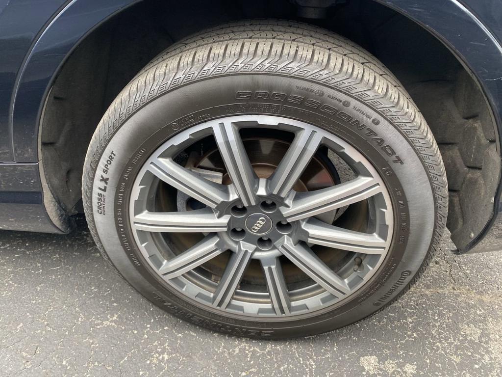 used 2018 Audi Q7 car, priced at $17,999
