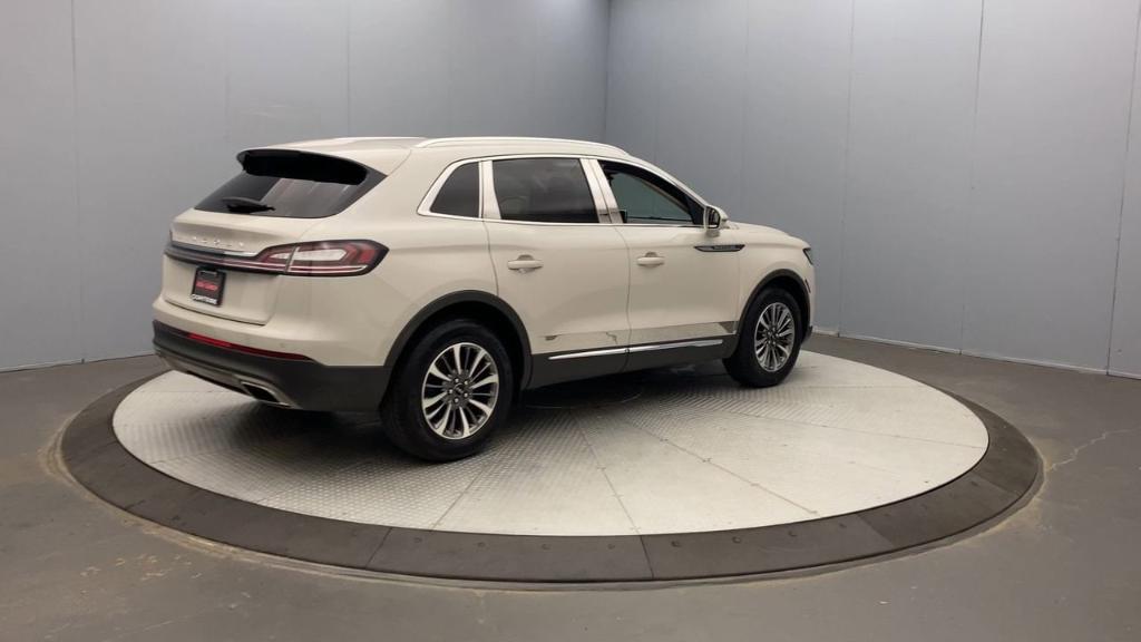 used 2021 Lincoln Nautilus car, priced at $28,990