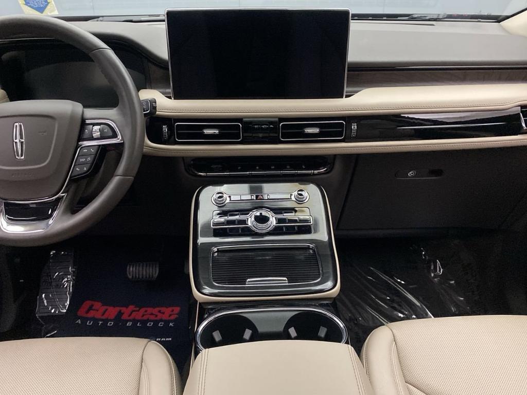 used 2022 Lincoln Nautilus car, priced at $34,999