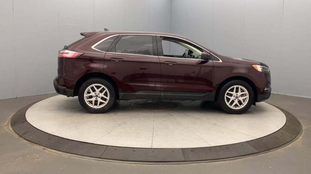 used 2022 Ford Edge car