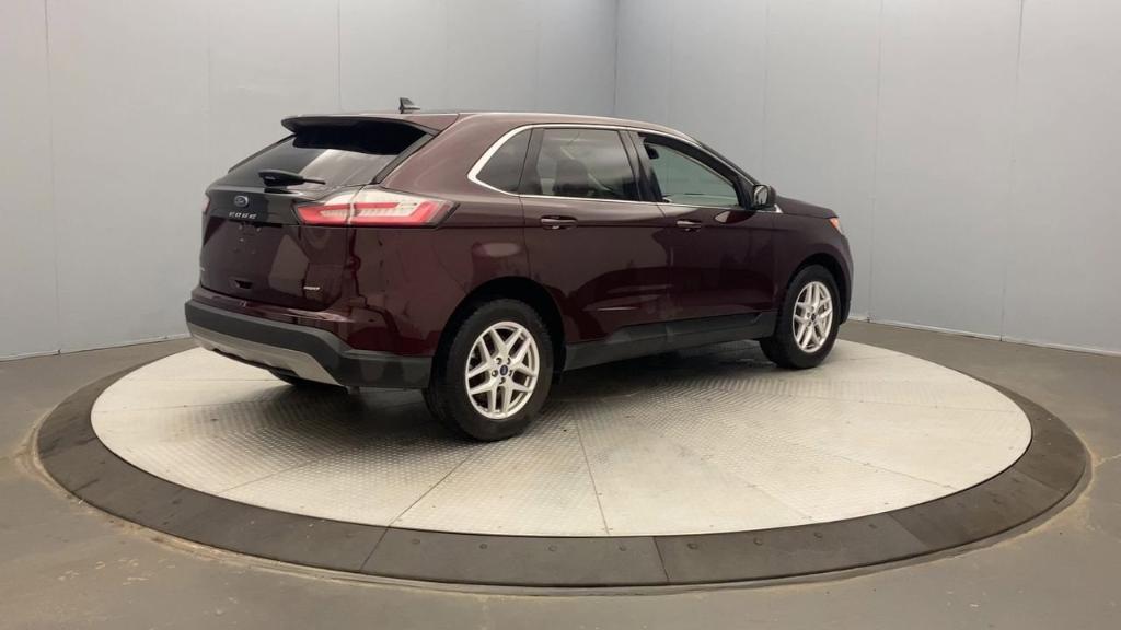 used 2022 Ford Edge car
