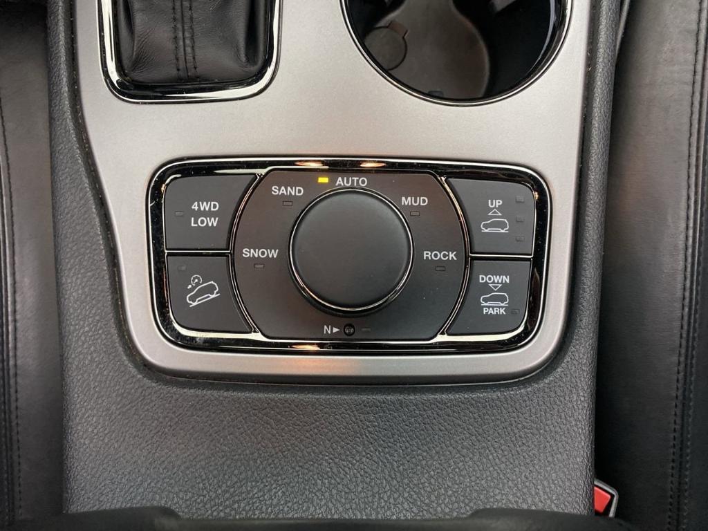 used 2020 Jeep Grand Cherokee car, priced at $30,995