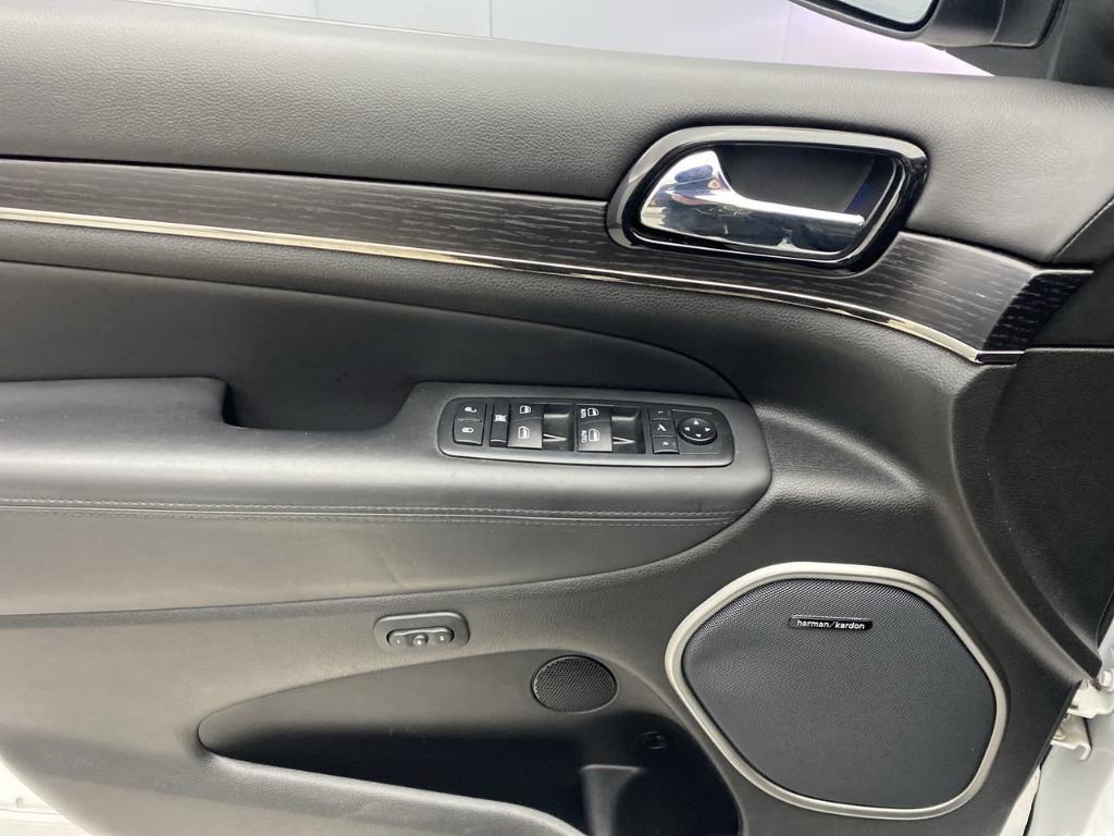 used 2020 Jeep Grand Cherokee car, priced at $31,995