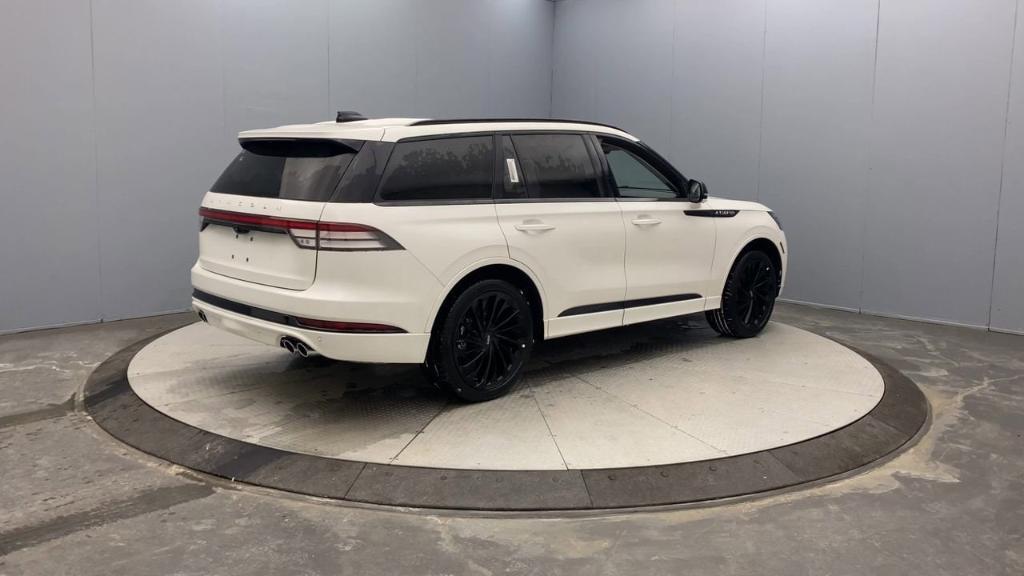 new 2025 Lincoln Aviator car, priced at $81,310