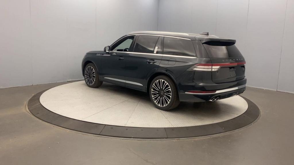 new 2025 Lincoln Aviator car, priced at $91,225