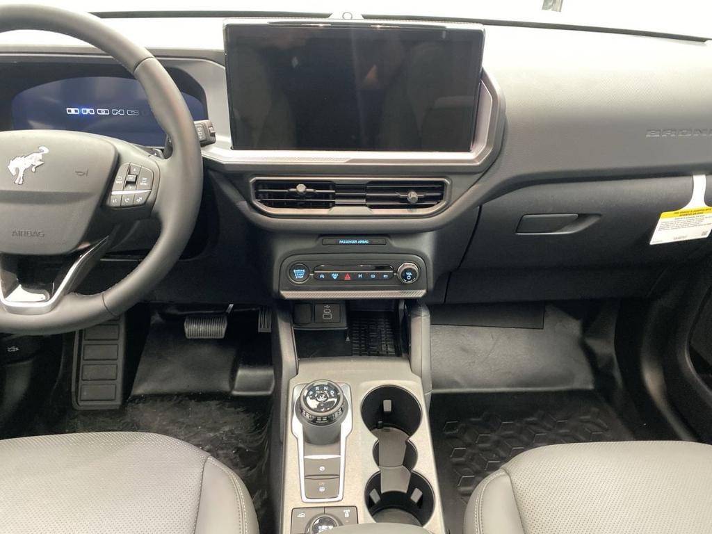 new 2025 Ford Bronco Sport car, priced at $43,925