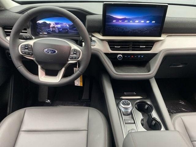 new 2025 Ford Explorer car, priced at $49,200