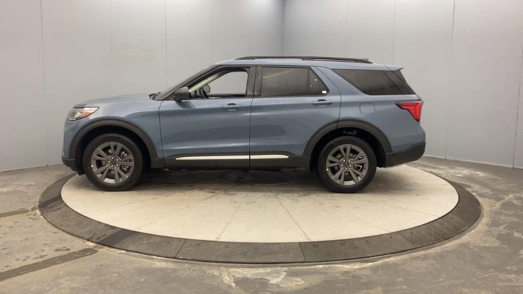 new 2025 Ford Explorer car, priced at $48,388