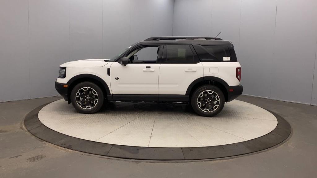 new 2025 Ford Bronco Sport car, priced at $41,305