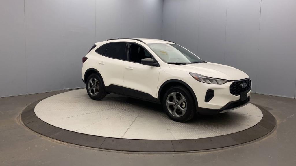 new 2025 Ford Escape car, priced at $34,870