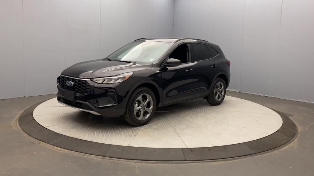 new 2025 Ford Escape car, priced at $34,010