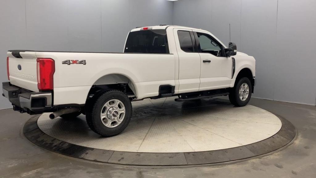 new 2025 Ford F-250 car, priced at $59,690