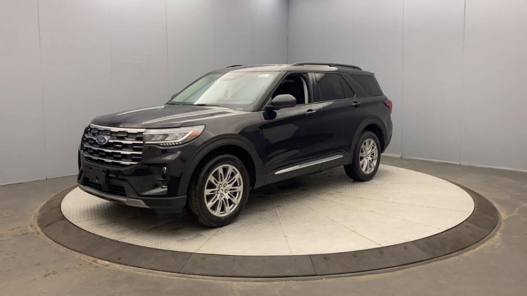 new 2025 Ford Explorer car, priced at $48,205