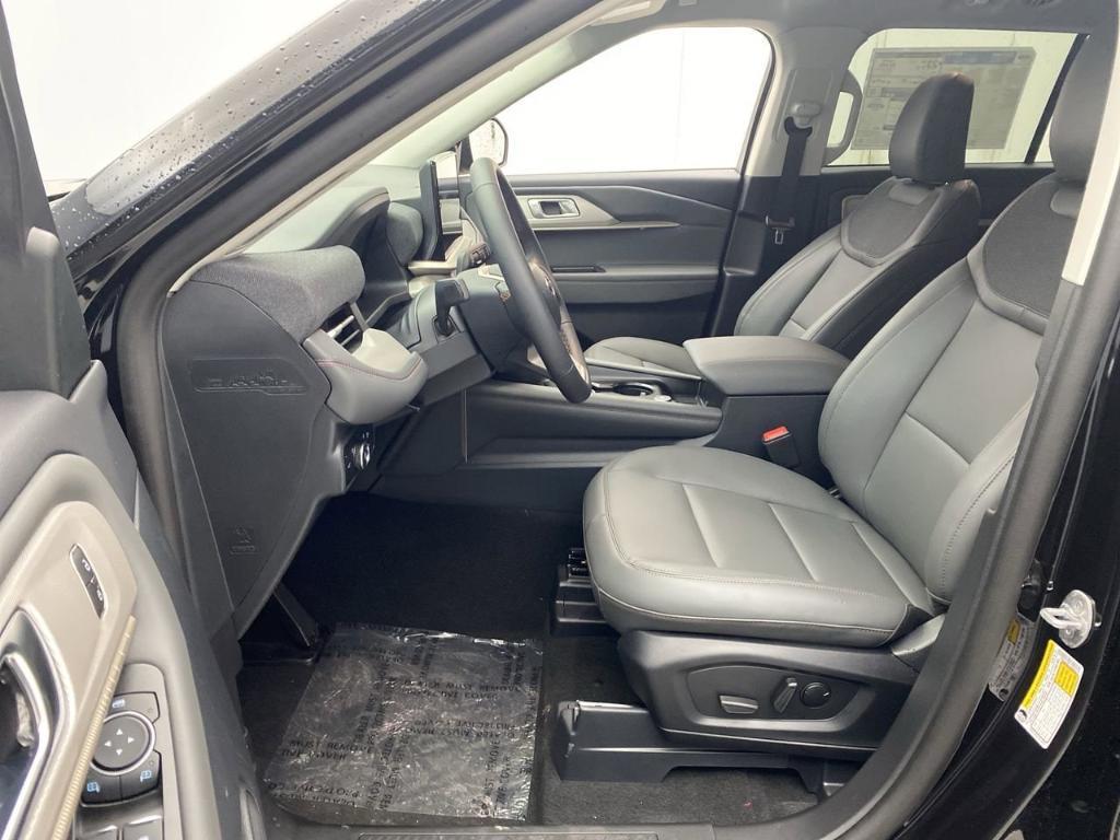 new 2025 Ford Explorer car, priced at $48,205