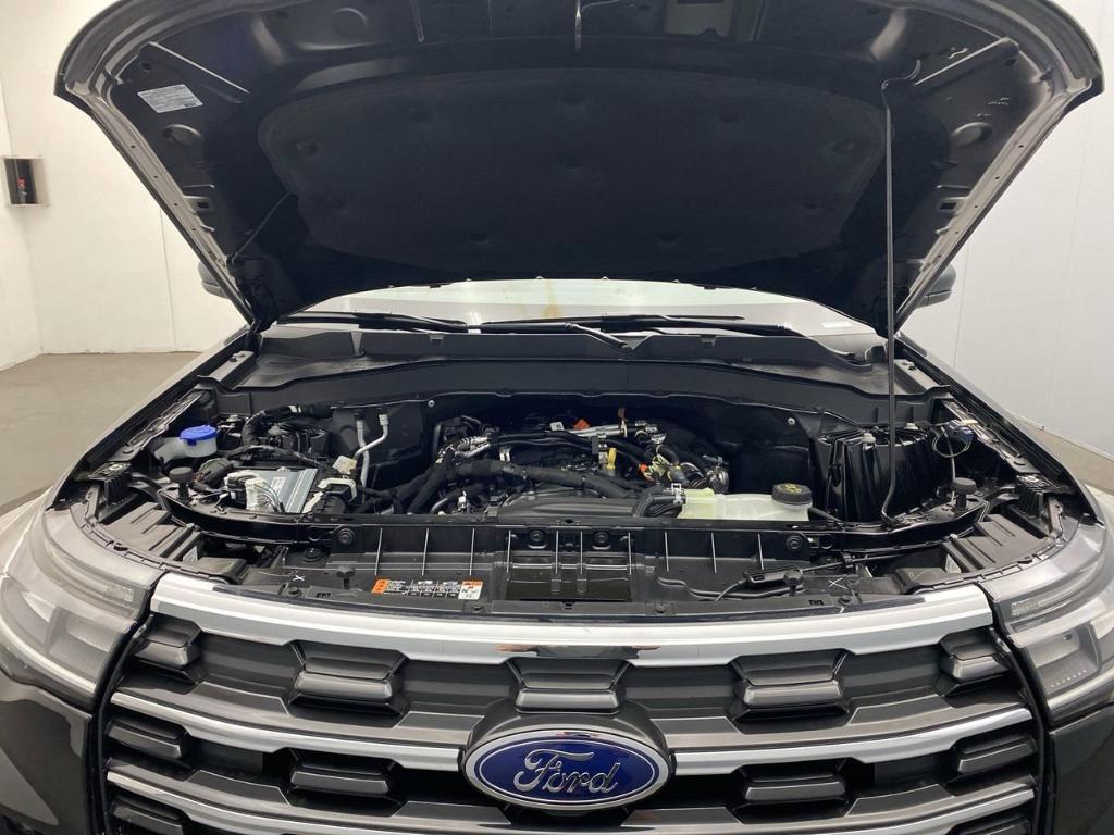 new 2025 Ford Explorer car, priced at $50,355