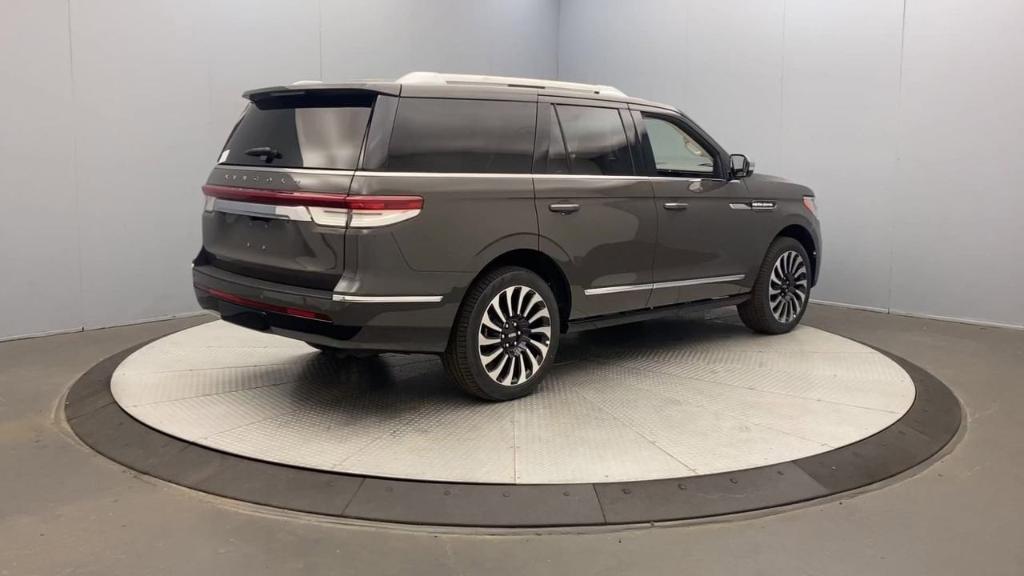 new 2024 Lincoln Navigator car, priced at $115,190