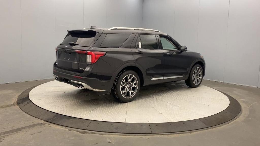 new 2025 Ford Explorer car, priced at $59,751